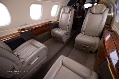 2018 Embraer Phenom 300E: 