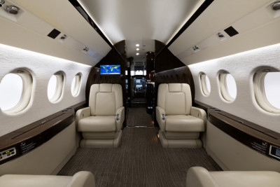 2004 Dassault Falcon 2000EX EASy: 