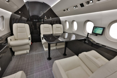 2008 Dassault Falcon 2000LX: 