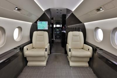 2008 Dassault Falcon 2000LX: 
