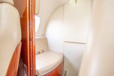 2012 Embraer Phenom 300: 