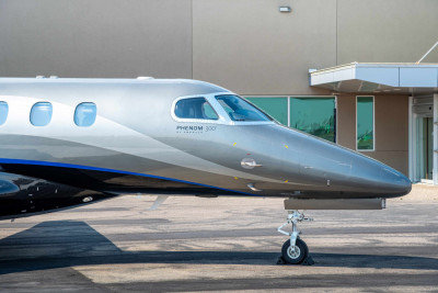 2012 Embraer Phenom 300: 