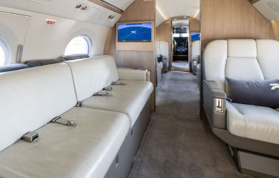 1998 Gulfstream G-V: 