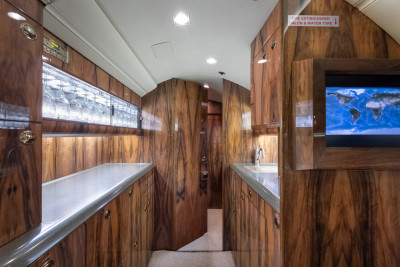 2000 Gulfstream G-IV SP: 