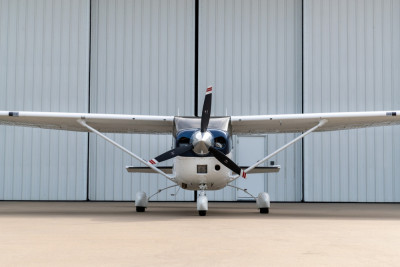 2015 Cessna T206 Stationair: 