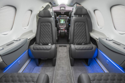 2010 Embraer Phenom 100: 