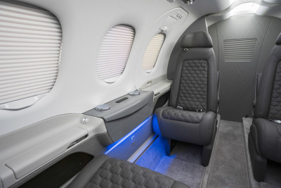 2010 Embraer Phenom 100: 