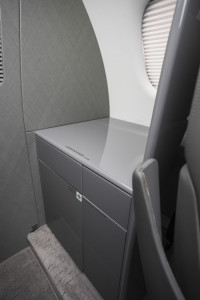 2010 Embraer Phenom 100: 