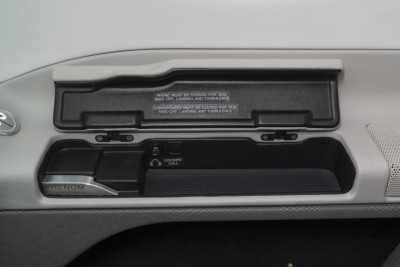 2010 Embraer Phenom 100: 