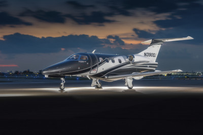 2010 Embraer Phenom 100: 