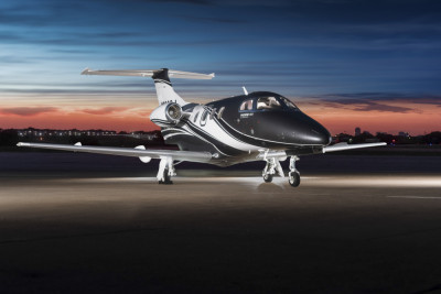 2010 Embraer Phenom 100: 