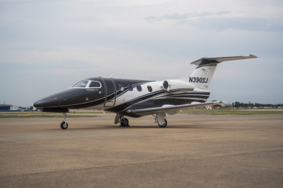 2010 Embraer Phenom 100: 