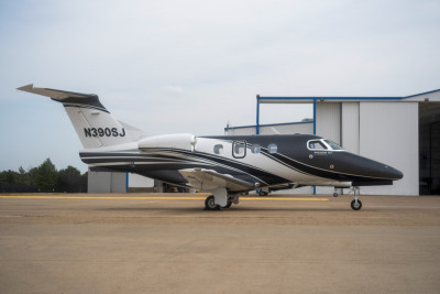 2010 Embraer Phenom 100: 