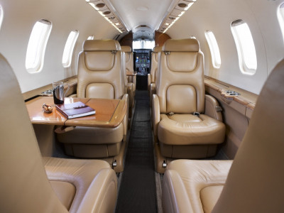 2000 Bombardier Learjet 45: 