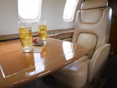 2000 Bombardier Learjet 45: 