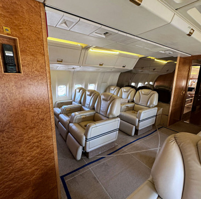 1999 Boeing 767-300ER: 