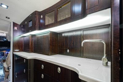 2009 Bombardier Challenger 605: 