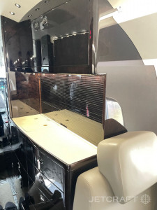 2004 Bombardier Challenger 300: 