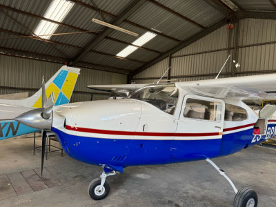 1974 Cessna 210 Centurion: 