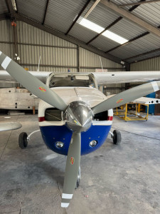 1974 Cessna 210 Centurion: 