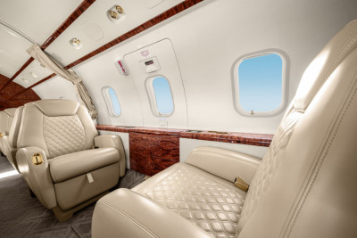 2008 Bombardier Challenger 300: 