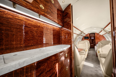 2008 Bombardier Challenger 300: 