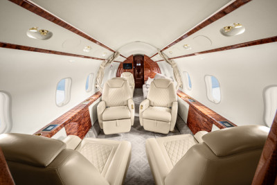 2008 Bombardier Challenger 300: 