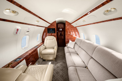 2008 Bombardier Challenger 300: 