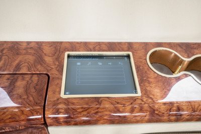 2008 Bombardier Challenger 300: 