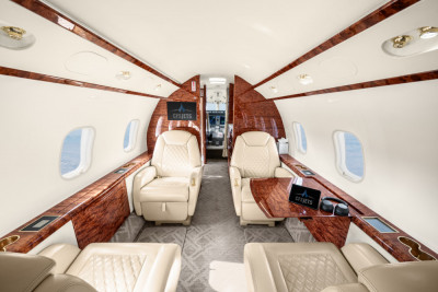 2008 Bombardier Challenger 300: 