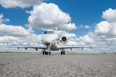 2008 Bombardier Challenger 300: 