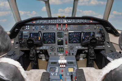 1998 Dassault Falcon 50EX: 