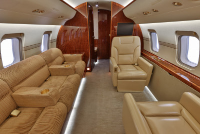 2009 Bombardier Challenger 605: 