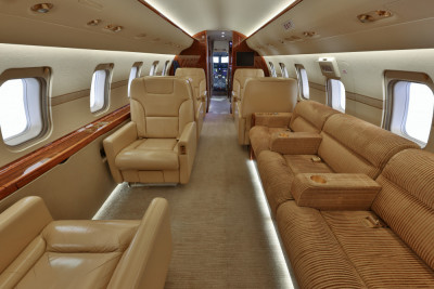 2009 Bombardier Challenger 605: 