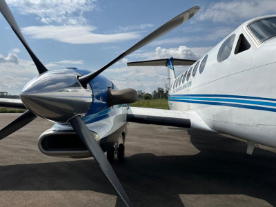 1999 Beechcraft King Air 350: 