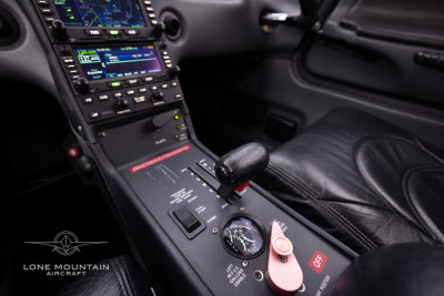 2004 Cirrus SR22 G2: 