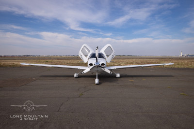 2004 Cirrus SR22 G2: 