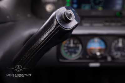 2004 Cirrus SR22 G2: 