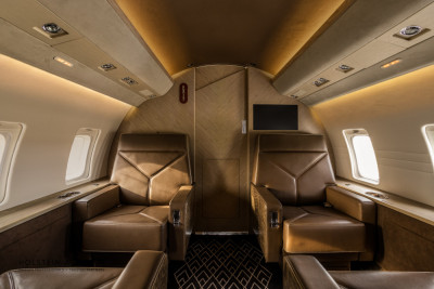 1998 Bombardier Challenger 604: 