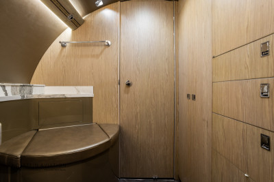 1998 Bombardier Challenger 604: 