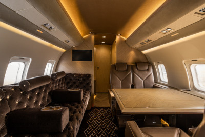 1998 Bombardier Challenger 604: 