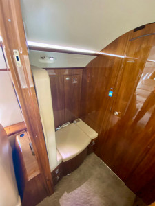 2012 Bombardier Challenger 300: 