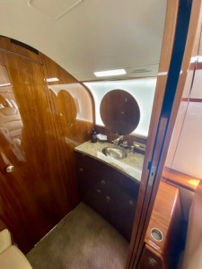 2012 Bombardier Challenger 300: 