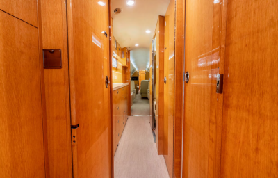 2011 Gulfstream G550: 