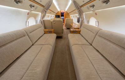2011 Gulfstream G550: 