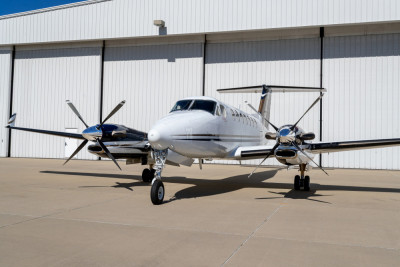 2010 Beechcraft King Air 350i: 