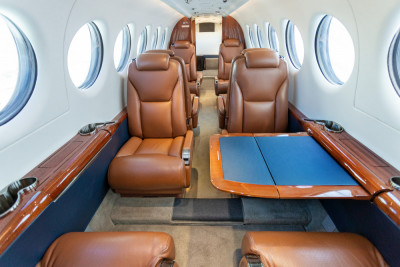 2010 Beechcraft King Air 350i: 