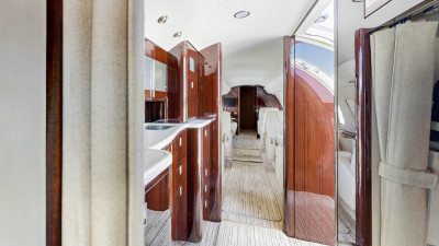 2011 Bombardier Challenger 605: 