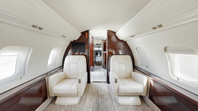 2011 Bombardier Challenger 605: 