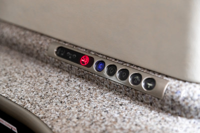 2010 Bombardier Learjet 40XR: 